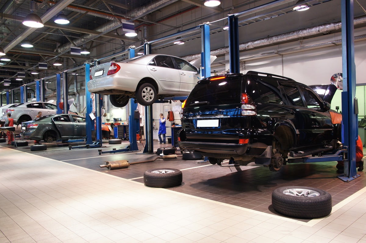 collision repair center production running efficiently
